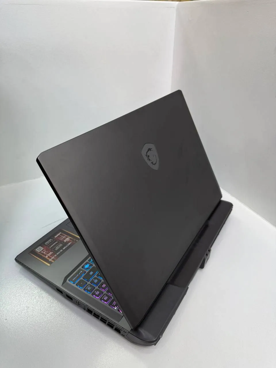 MSI Vector 16 HX Gaming Laptop – photo 3