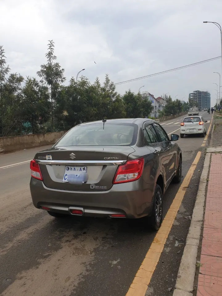 Suzuki Dzire 2022 Automatic – photo 6
