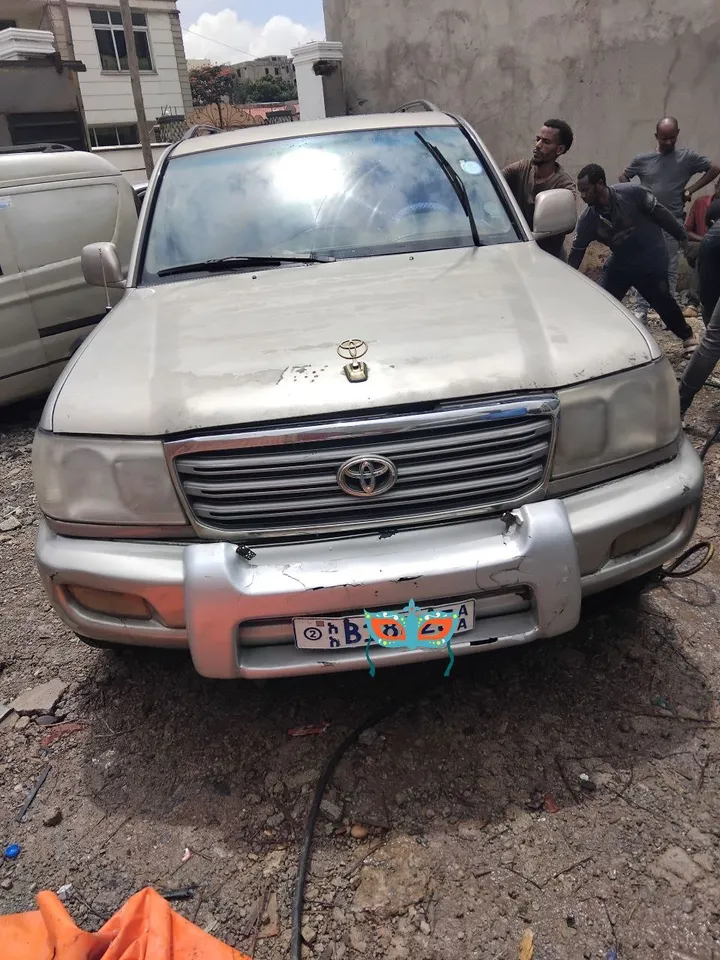 Toyota 105 2005 Diesel Automatic – photo 4
