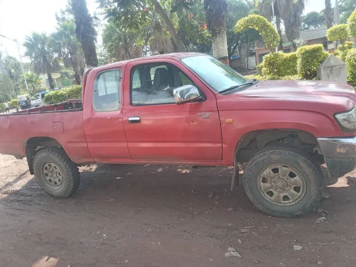 Toyota Hardbody King Cab 2005 – photo 4