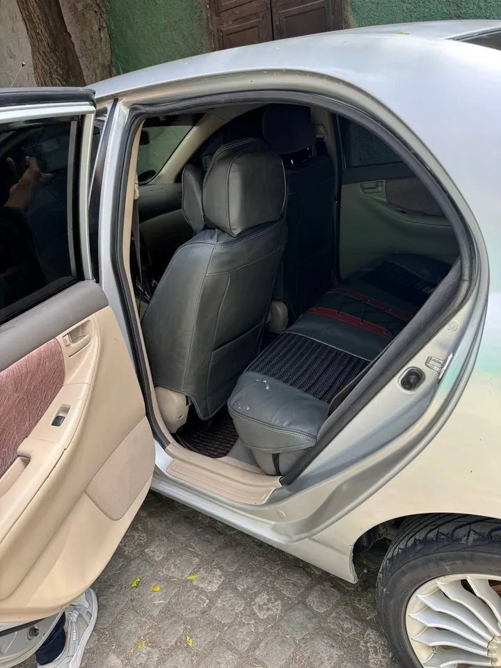 Toyota Corolla 2006 Automatic – photo 6