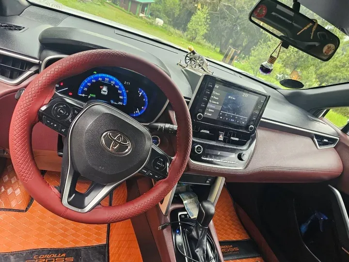 Toyota Corolla Cross 2023 – photo 3