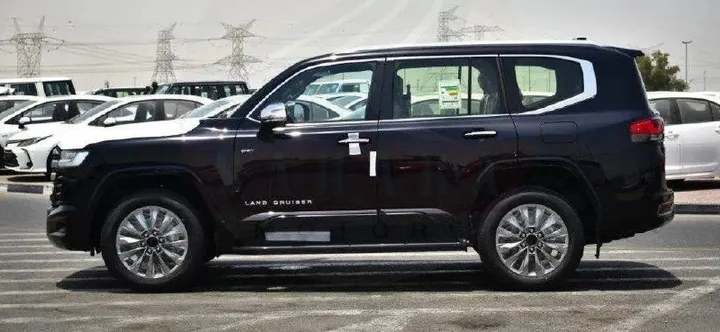 Toyota Land Cruiser VXR 2023 – photo 7