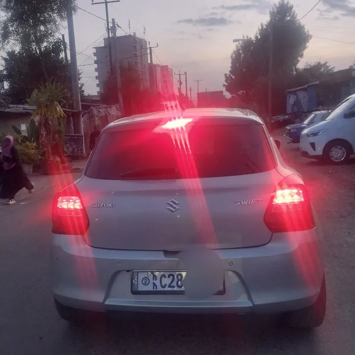 Suzuki Swift 2022 – photo 3