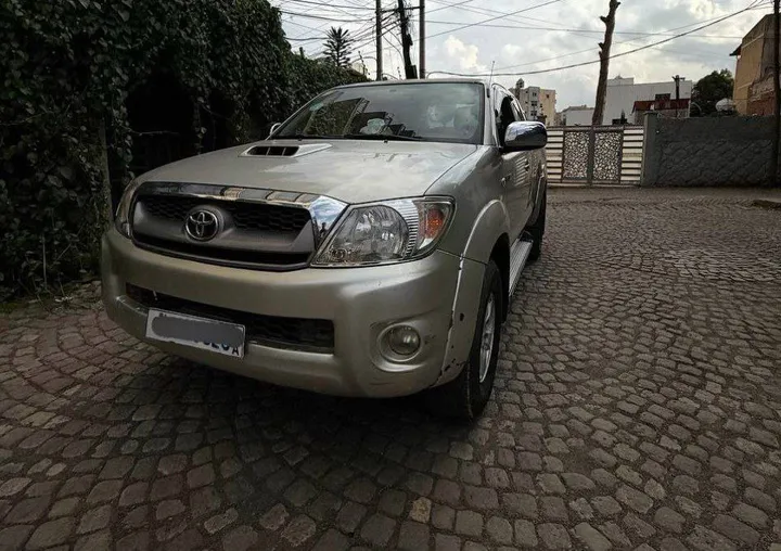 Toyota Hilux King Cab 2009 – photo 5