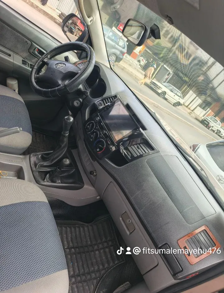 Toyota Hilux Double Cab 2011 Diesel – photo 5