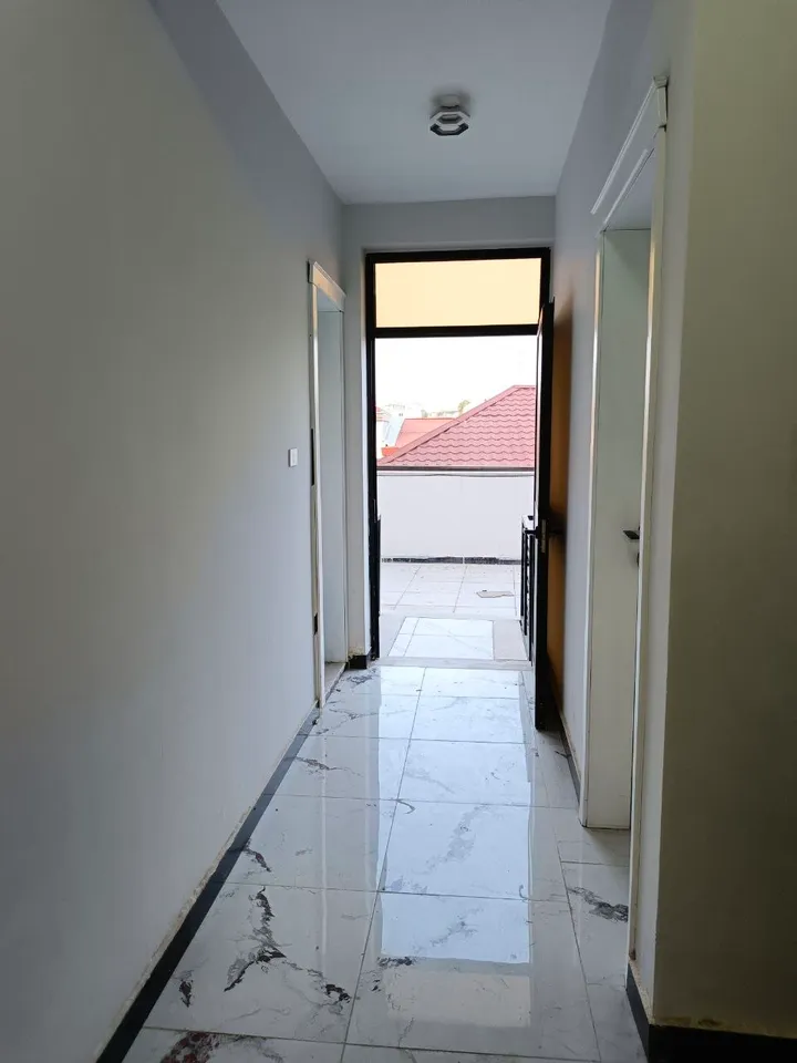Modern G+3 Residential House Summit – photo 6
