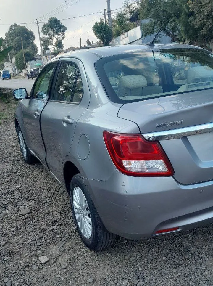 Suzuki Dzire 2021 Automatic – photo 6