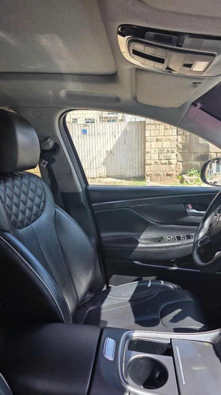 Hyundai Santa Fe 2022 Hybrid 7-Seater – photo 4