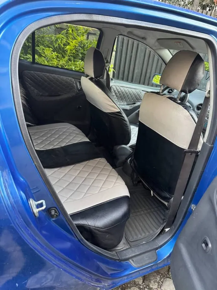 Toyota Vitz Hatchback – photo 3