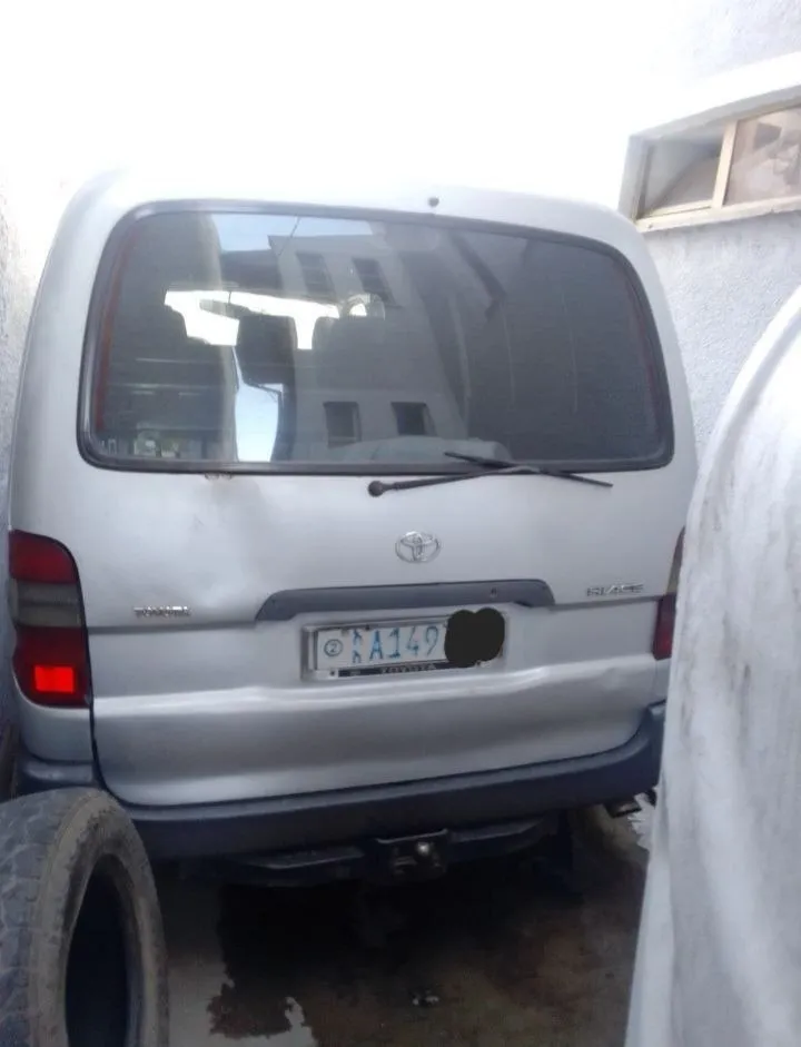 Toyota D4D Van 2002 – photo 3