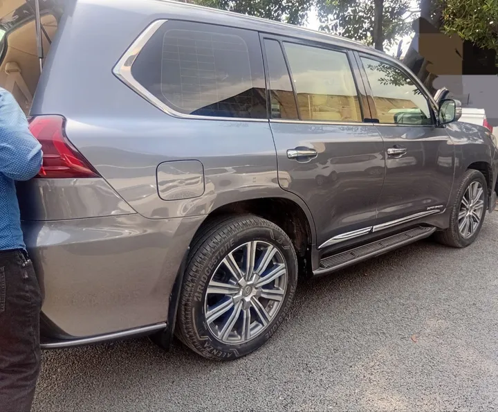 Lexus LX570 2018 Full Option – photo 3