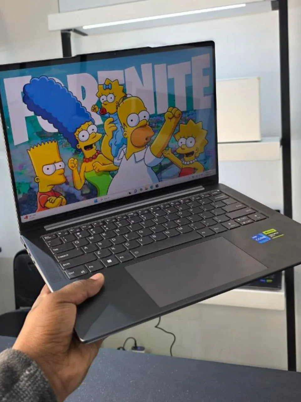 Lenovo Yoga Pro 7 14s – photo 4