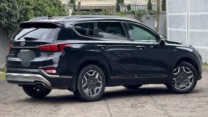 Hyundai Santa Fe 2020 Automatic – photo 3