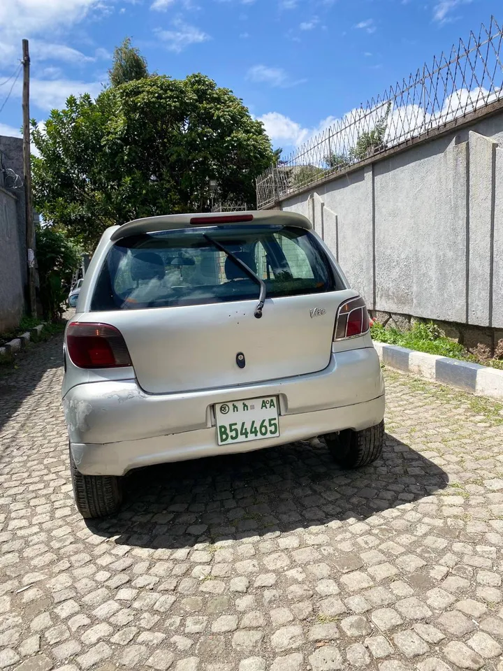 Toyota Vitz 2001 Automatic – photo 5