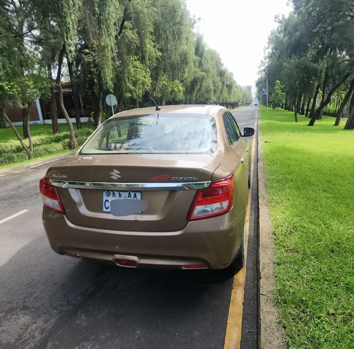 Suzuki Dzire 2021 Automatic – photo 3