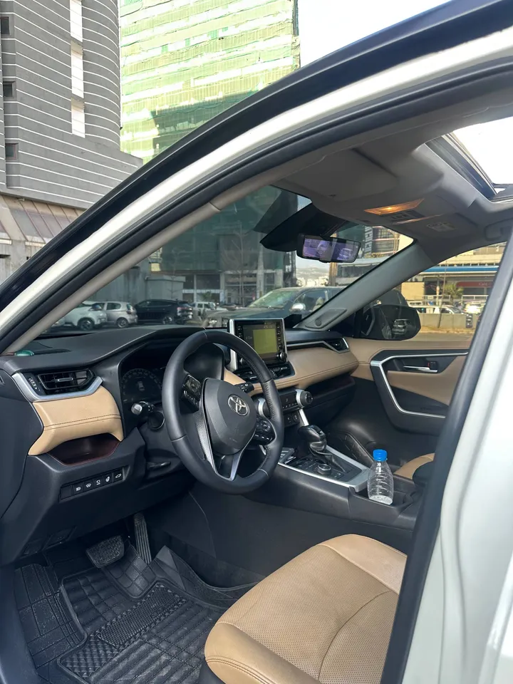Toyota RAV4 2020 2.5L Petrol – photo 10