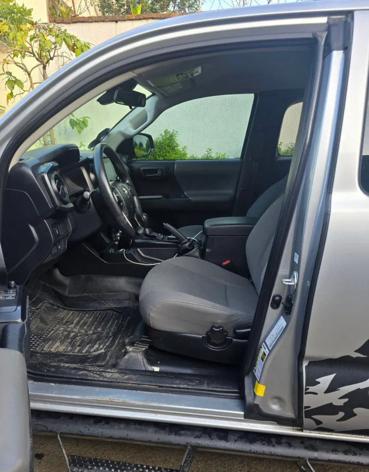Toyota Tacoma 2020 Automatic – photo 8
