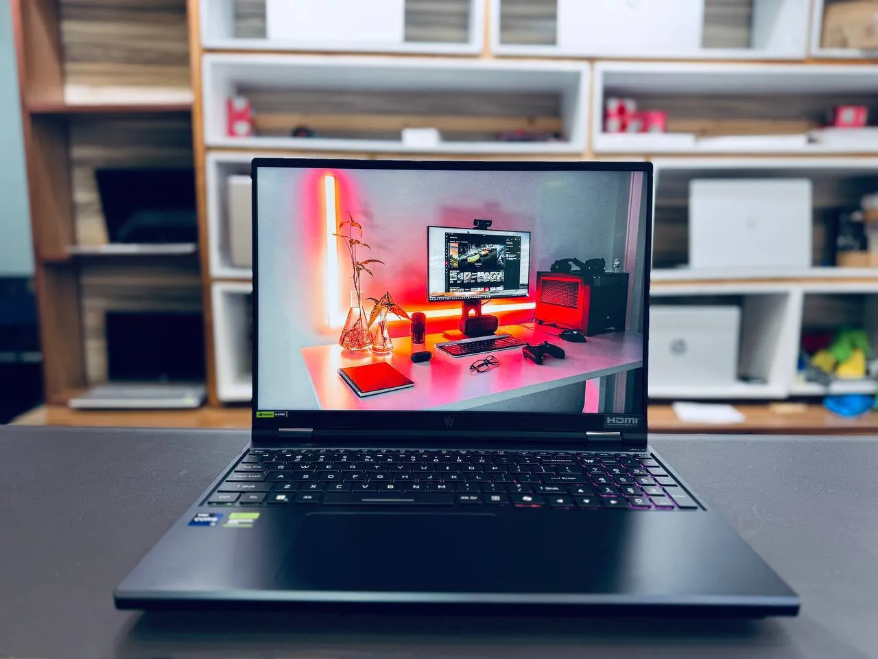 Acer Predator PHN16 RTX 4070 Gaming Laptop – photo 3