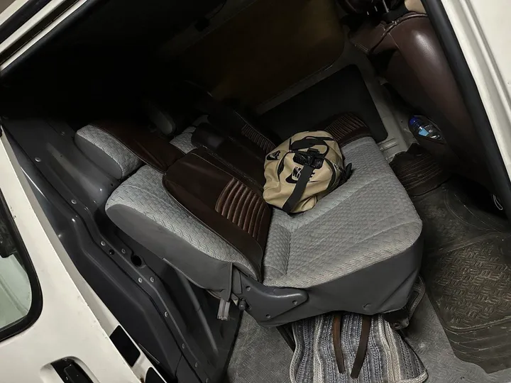 Toyota Hiace D4D Diesel 2008 – photo 8
