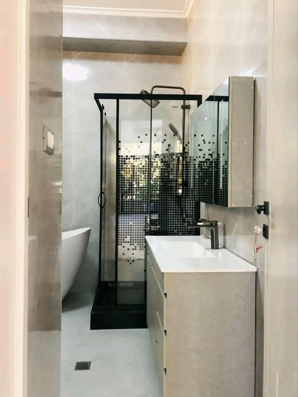 B+G+2 House for Sale Bole 24 – photo 4