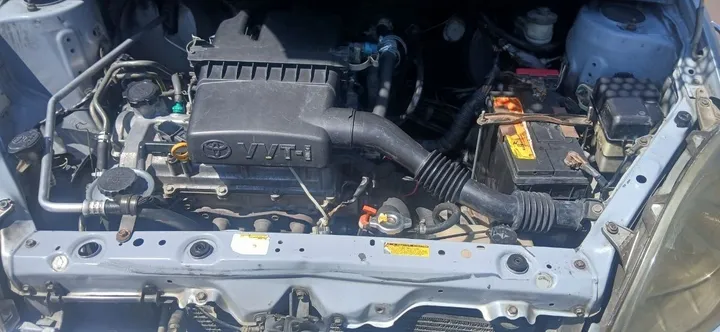 Toyota Vitz 2002 Code 3 – photo 3