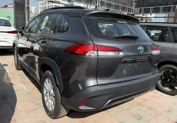 Toyota Corolla Cross 2025 Hybrid – photo 3