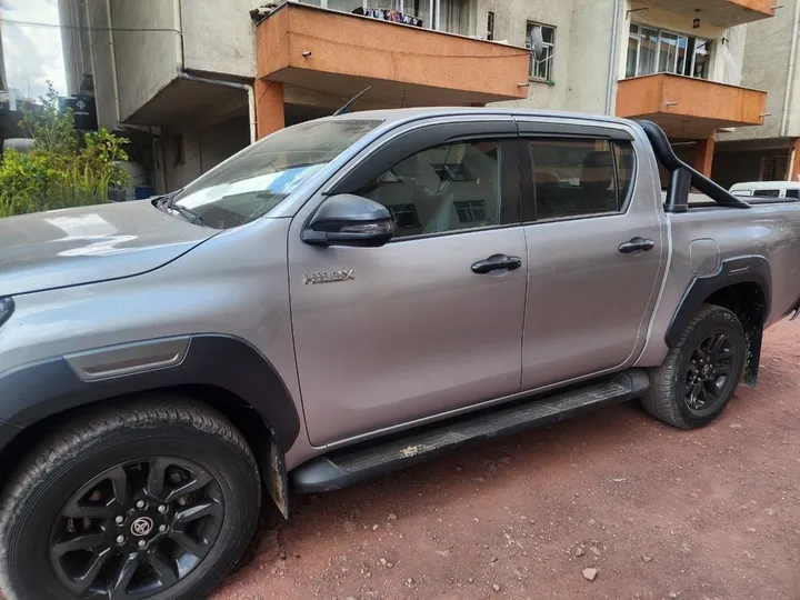 Toyota Hilux Double Cab 2021 – photo 5