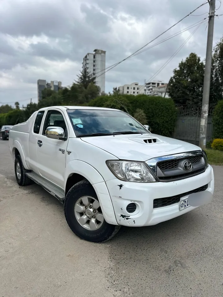 Toyota Hilux D4D 2010 Manual – photo 3