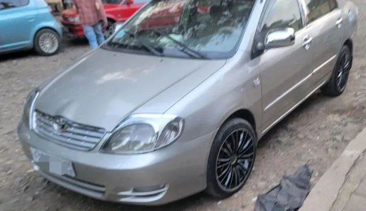 Toyota Corolla 2003 Automatic – photo 4
