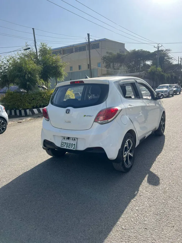 Changan E-Star 2024 Electric – photo 5