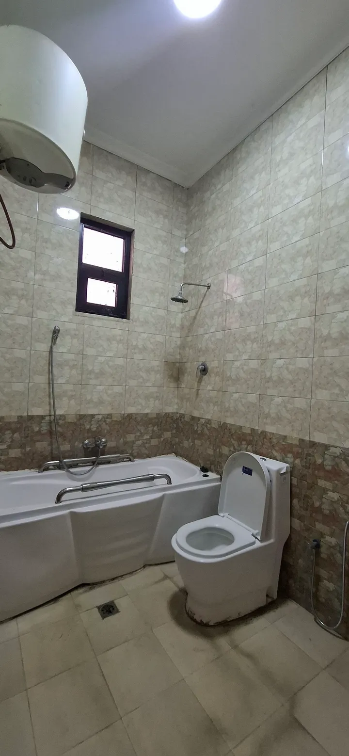 5 Bedroom Villa for Sale in Ayat – photo 3