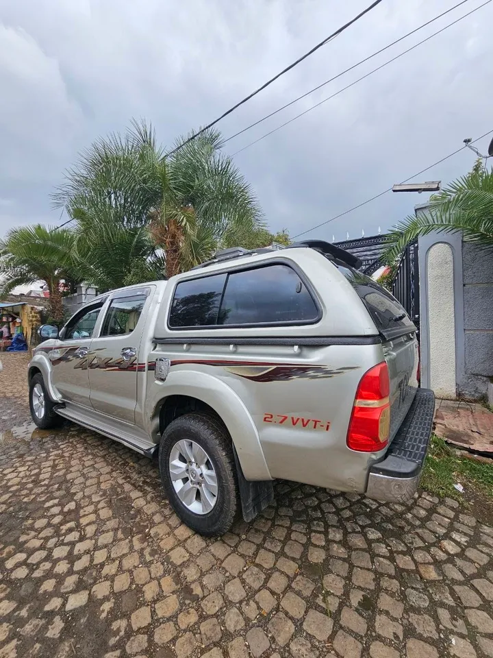 Toyota Hilux Double Cab Diesel Manual – photo 3