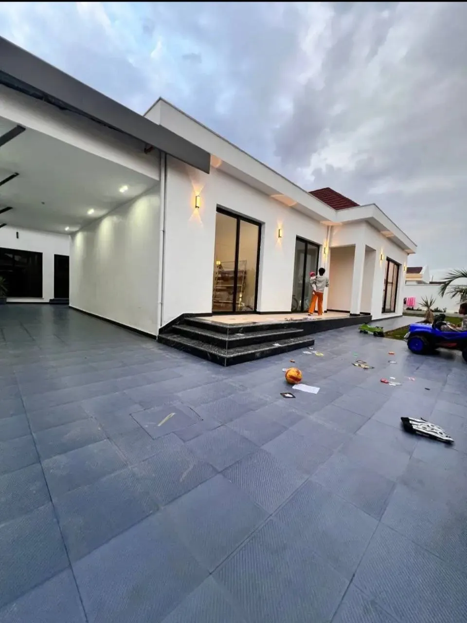 Modern 4 Bedroom Villa in Tafo – photo 9