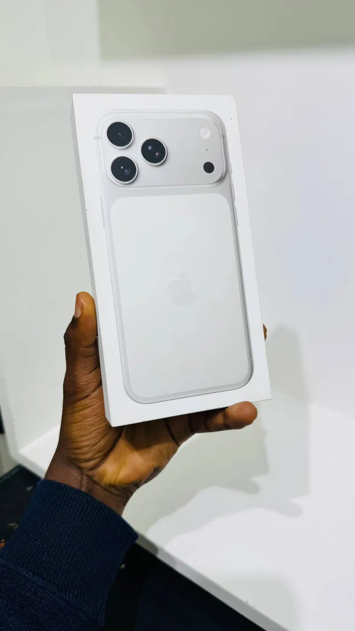iPhone 17 Pro Max – photo 4