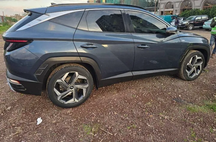 Hyundai Tucson 2021 Automatic – photo 3