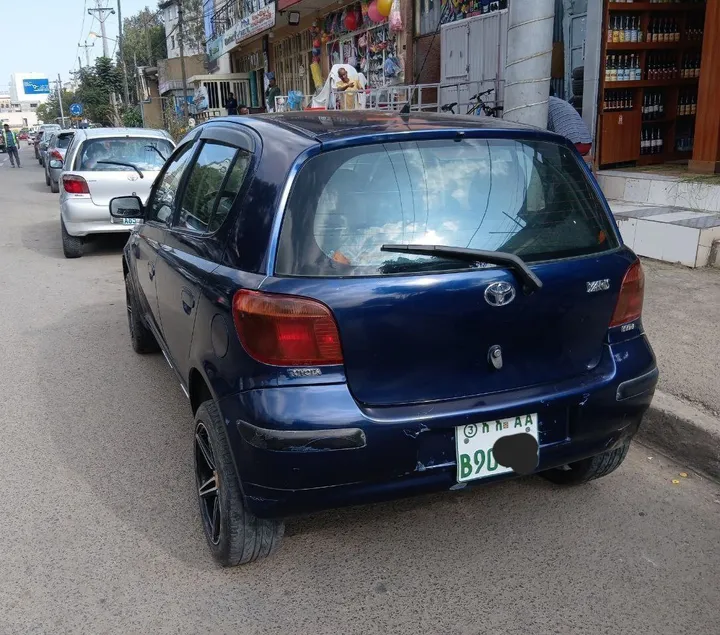Toyota Vitz Yaris 2005 Manual – photo 6