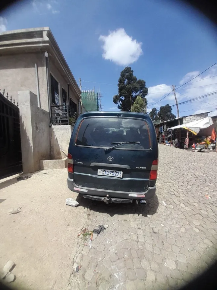 Van Minibus 2003 Model – photo 6