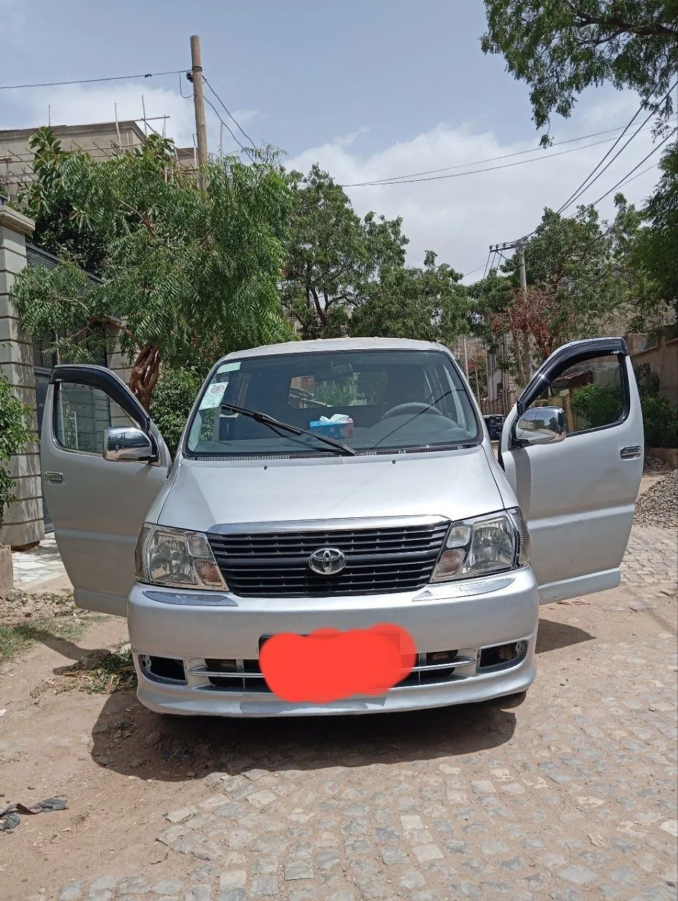 Toyota HiAce D4D Dolphin Van – photo 7