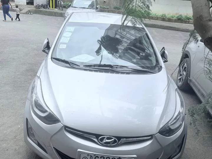 Hyundai Elantra 2015 Automatic – photo 5