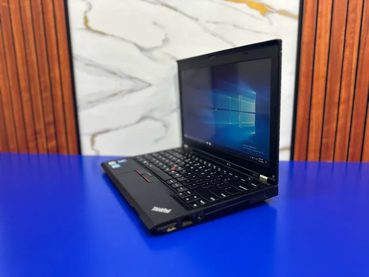 Lenovo ThinkPad Core i7 Laptop – photo 3