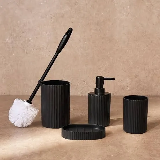 6-Piece Black Bathroom Accessories Set – photo 3