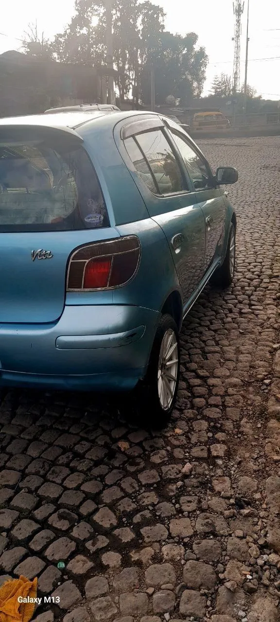 Toyota Vitz 2002 Automatic – photo 3