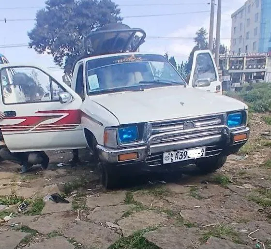 Toyota 3Y Pickup 1991 Manual – photo 4