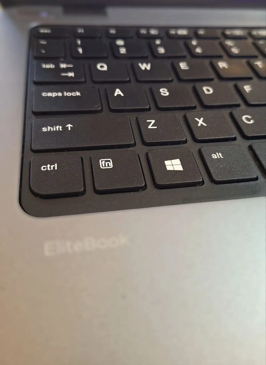 HP EliteBook 820 G2 – photo 3