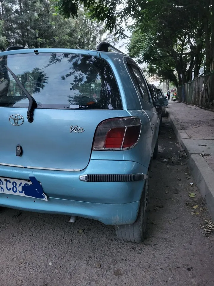 Toyota Vitz 2001 – photo 7