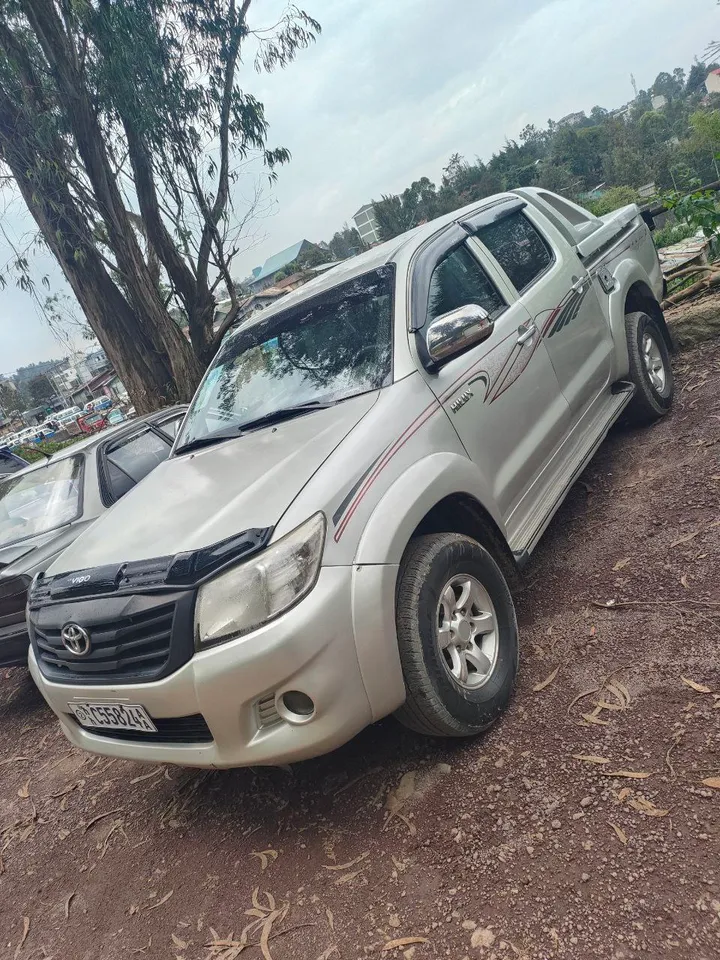 Toyota Hilux Double-Cab 2012 – photo 4