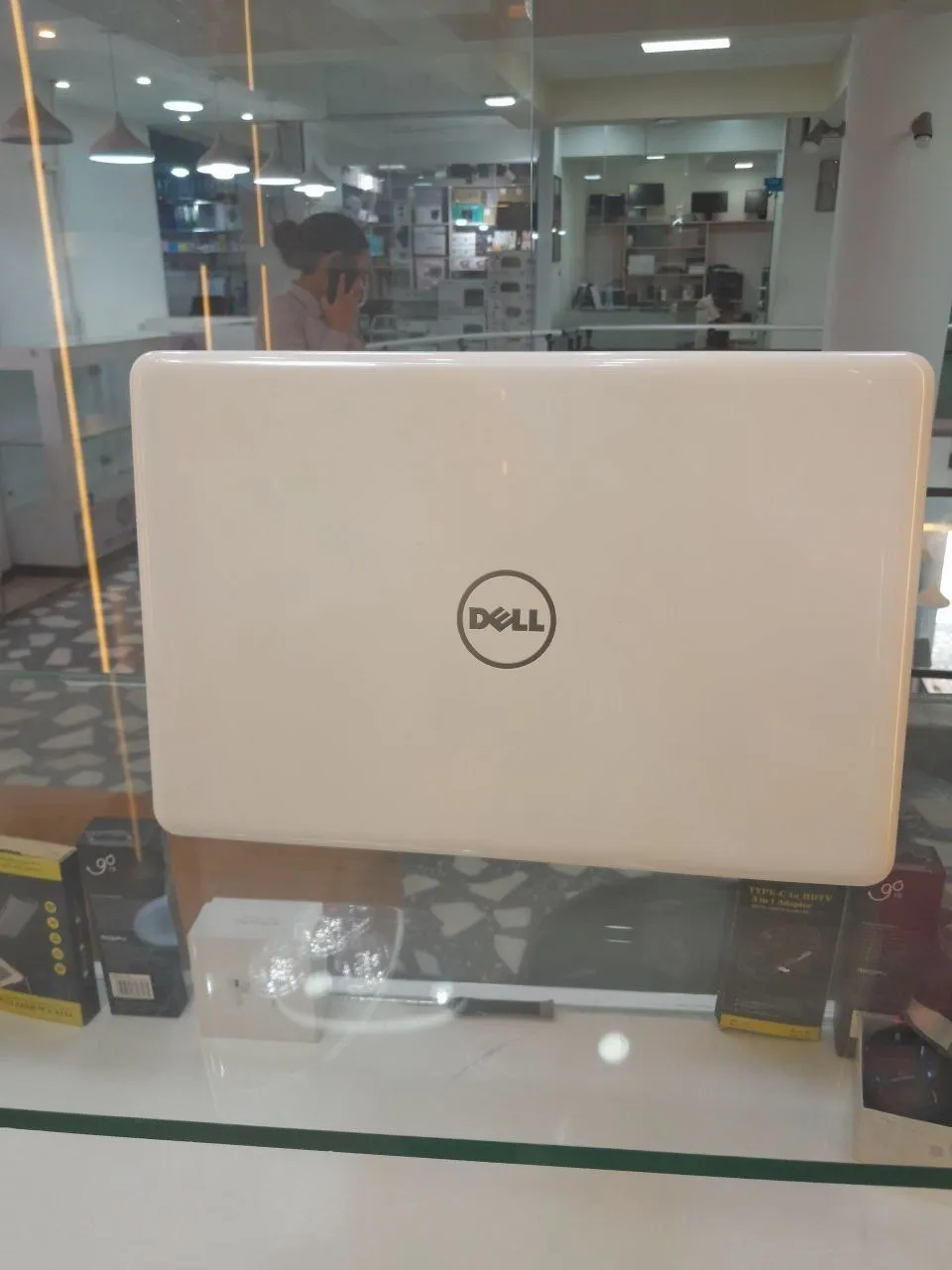 Dell 5567 i7 24GB 1TB Laptop – photo 3