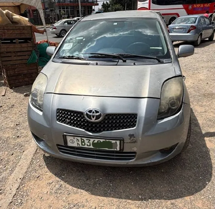 Toyota Compact 2006 Automatic – photo 3