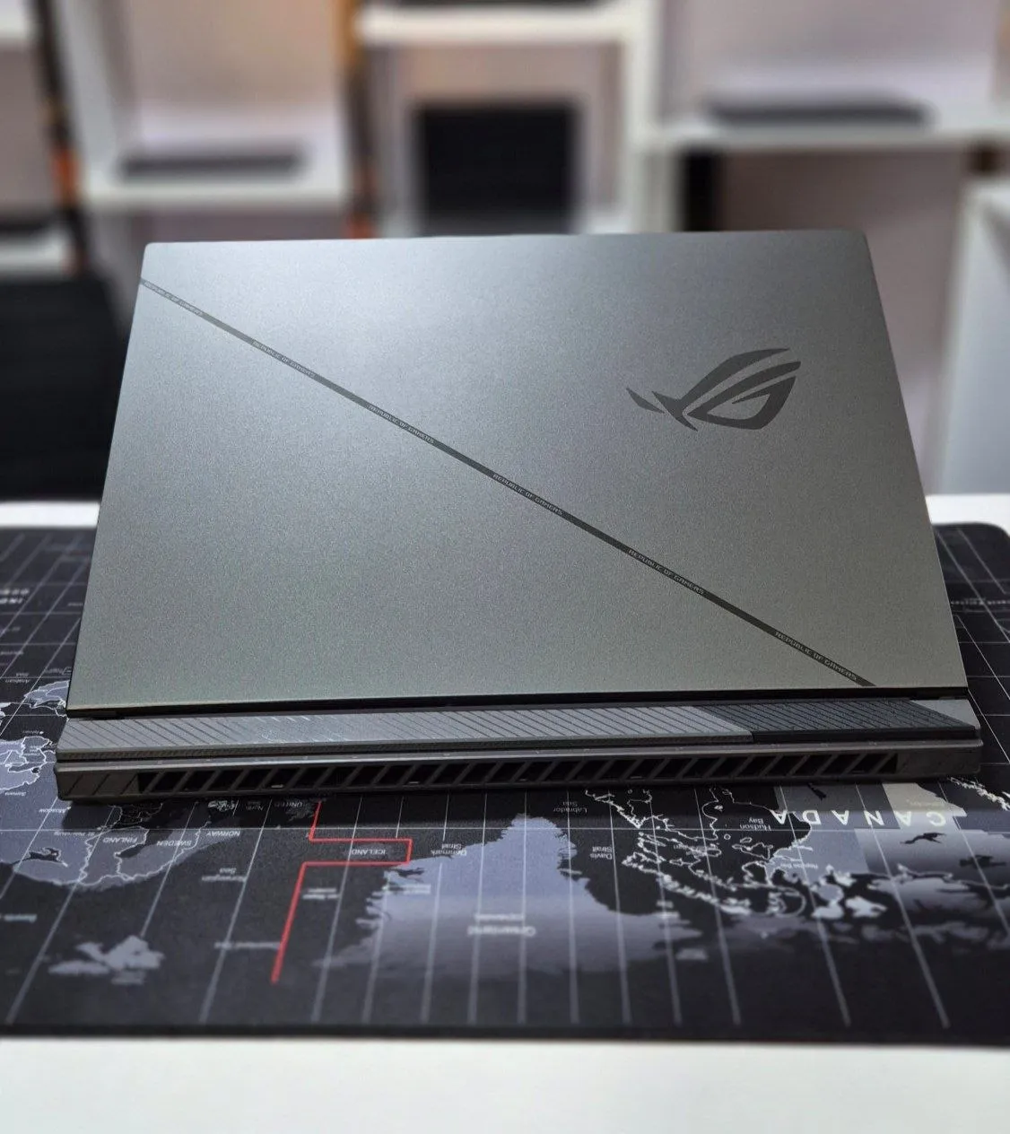 Asus ROG Strix 18 Gaming Laptop – photo 4